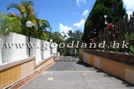 SAI KUNG Detached Village House For Sale | Stunning Sea View, Vast Garden & Parking
