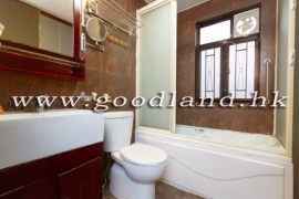 SAI KUNG Mid Level Village House For Sale | Two-Storey Home, Front Yard & 4 Bedrooms