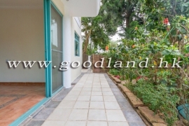 SAI KUNG Detached Village House For Sale | Garden, Parking Nearby & Green View