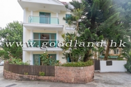 SAI KUNG Detached Village House For Sale | Garden, Parking Nearby & Green View