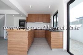SAI KUNG Mid Level Detached Village House For Sale | Huge Garden, Sea and Greenery View