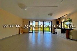 SAI KUNG Village House For Sale | End Unit, Lawn Garden, Sea and Greenery View