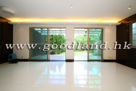 SAI KUNG Village House For Sale | Convenient Location, Lawn Garden & 4 Bedrooms