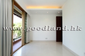 SAI KUNG Village House For Sale | Convenient Location, Lawn Garden & 4 Bedrooms
