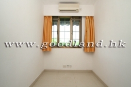 SAI KUNG Village House For Sale | Convenient Location, Lawn Garden & 4 Bedrooms