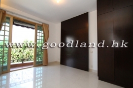 SAI KUNG Village House For Sale | Convenient Location, Lawn Garden & 4 Bedrooms