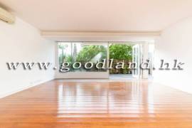 SAI KUNG Village House For Sale | Tastefully Renovated Garden Home, Green Surroundings
