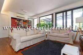 SAI KUNG Corner Village House For Sale | Large Garden, Multi Parking & Green View