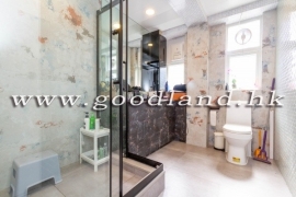SAI KUNG Corner Village House For Sale | Large Garden, Multi Parking & Green View