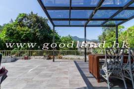 SAI KUNG Corner Village House For Sale | Large Garden, Multi Parking & Green View