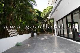 SAI KUNG Stand-Alone Village House For Sale | Huge Fenced Garden & Private Gate Parking