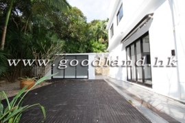 SAI KUNG Stand-Alone Village House For Sale | Huge Fenced Garden & Private Gate Parking