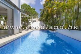 SAI KUNG Villa For Sale | Sought-After Complex, Large Garden & Private Pool