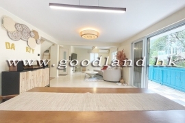 SAI KUNG Mid-Levels Village House For Sale | Garden, Well Maintained & 3 Bedrooms