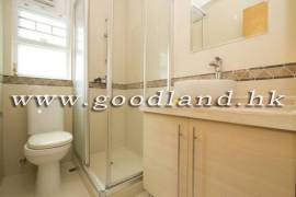 SAI KUNG Village House For Sale | Peaceful Location, Equipped Kitchen & 3 Bedrooms