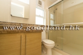 SAI KUNG Village House For Sale | Peaceful Location, Equipped Kitchen & 3 Bedrooms