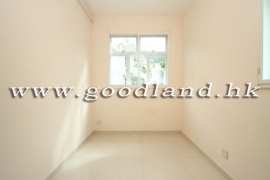 SAI KUNG Village House For Sale | Peaceful Location, Equipped Kitchen & 3 Bedrooms