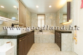 SAI KUNG Upper Duplex Village House For Sale | Rooftop, Partial Sea View & 4 Bedrooms