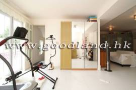 SAI KUNG Mid Level Village House For Sale | Recent Renovation, Garden & 3 Bedrooms