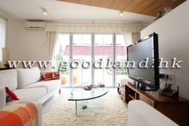SAI KUNG Mid Level Village House For Sale | Recent Renovation, Garden & 3 Bedrooms