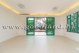SAI KUNG Village House For Sale | Resort Living, Communal Pool & Parking