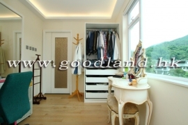 SAI KUNG Village House For Sale | Convenient Location, Lovely Garden & 3 En-Suites