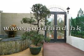 SAI KUNG Village House For Sale | Convenient Location, Lovely Garden & 3 En-Suites