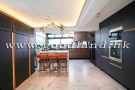 SAI KUNG Village House For Sale and Rent | Renovated, Private Gate Parking & Green View