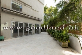 SAI KUNG Mid-Levels Village House For Sale and Rent | Garden & Equipped Kitchen