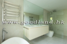 SAI KUNG Mid-Levels Village House For Sale and Rent | Garden & Equipped Kitchen