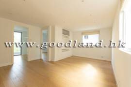 SAI KUNG Mid-Levels Village House For Sale and Rent | Garden & Equipped Kitchen