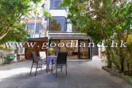 SAI KUNG Detached Village House For Sale | Private Gate, 3 Parking Spaces & Italian Kitchen