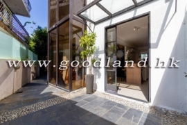 SAI KUNG Detached Village House For Sale | Private Gate, 3 Parking Spaces & Italian Kitchen