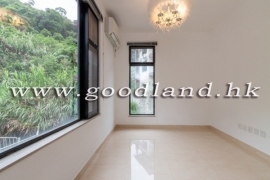 SAI KUNG Corner Village House For Sale | Greenery, Privacy & 5 Bedrooms