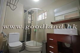 SAI KUNG Semi-Detached Village House For Sale | Resort Complex, Communal Pool & 4 Bedrooms