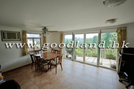 SAI KUNG Semi-Detached Village House For Sale | Resort Complex, Communal Pool & 4 Bedrooms