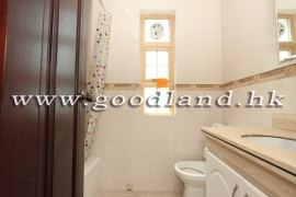 SAI KUNG Lower Duplex Village House For Sale | Managed Complex & 4 Bedrooms