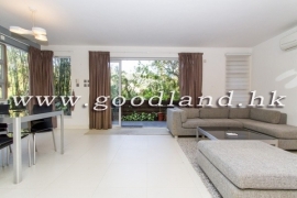 SAI KUNG Detached Village House For Sale | Quiet Greenery, Parking & 3 En-Suites