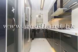 SAI KUNG Detached Village House For Sale | Quiet Greenery, Parking & 3 En-Suites