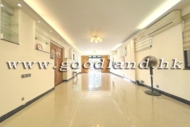 SAI KUNG Detached Village House For Sale | Private Gate, Green View & 4 Bedrooms