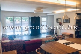SAI KUNG Lower Duplex Village House For Sale | Garden, Equipped Kitchen & 2 En-Suites