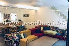 SAI KUNG Lower Duplex Village House For Sale | Garden, Equipped Kitchen & 2 En-Suites