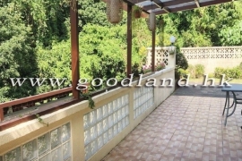 SAI KUNG End-Unit Detached House For Sale | Lawn Garden, Mountain and Greenery View