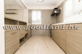 SAI KUNG Lower Duplex Village House For Sale | Green View, Parking & 3 Bedrooms