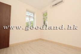 SAI KUNG Mid-Level Detached House For Sale | Sea View Garden & 3 En-Suites