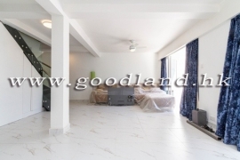 SAI KUNG Greenery Terrace Home For Sale | Near Main Road & Fully Equipped Kitchen
