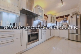 SAI KUNG Village House For Sale | Tranquil Greenery View, Spacious Layout & 3 Bedrooms
