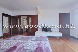 SAI KUNG Village House For Sale | Tranquil Greenery View, Spacious Layout & 3 Bedrooms