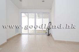 SAI KUNG Villa For Sale | Compact 900 Sq.ft. Family Home, 3 Bedrooms