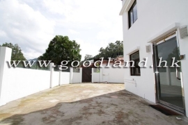 SAI KUNG Villa For Sale | Compact 900 Sq.ft. Family Home, 3 Bedrooms